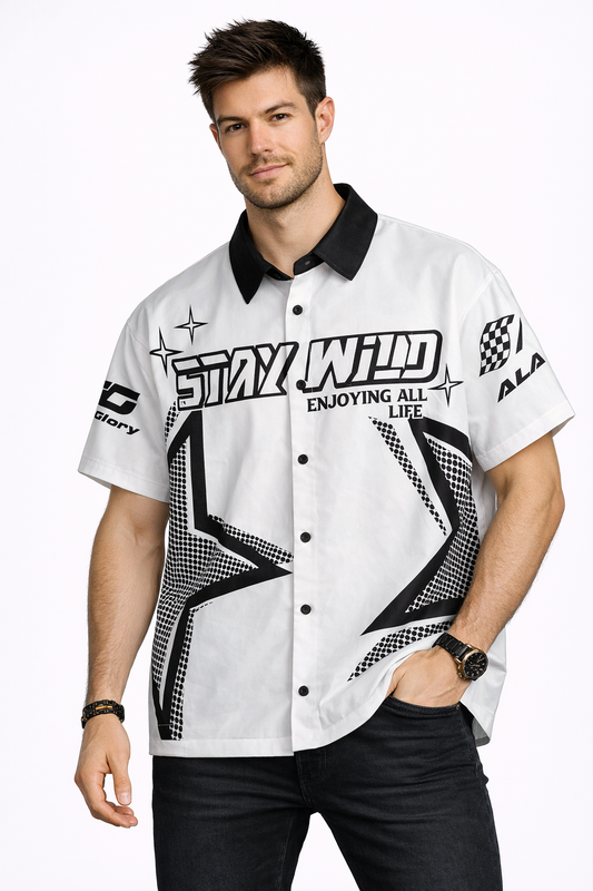 Manfinity: Racing Archive Stay Wild Halftone Star Contrast Collar Oversized Short Sleeve Shirt