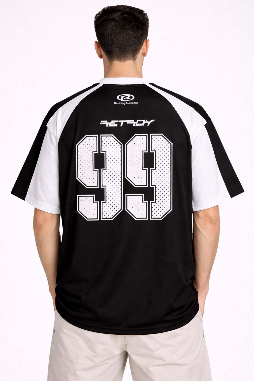 Retroy: Refusing To Change 99 Halftone Typography Contrast Raglan Oversized T-shirt